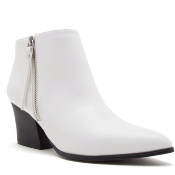 Vegan White Leather Boots - Picture 6 of 6